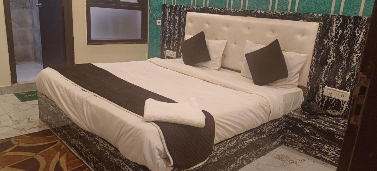 Airport Hotel Prince Palace By Byobhotels New Delhi Eksteriør billede