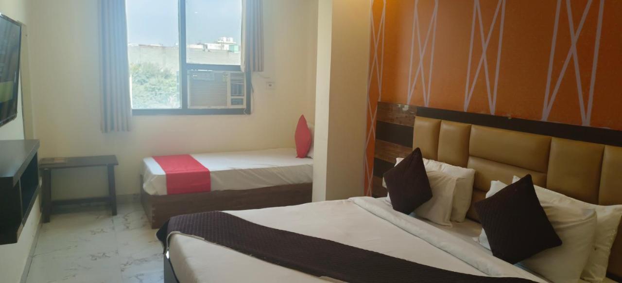 Airport Hotel Prince Palace By Byobhotels New Delhi Eksteriør billede