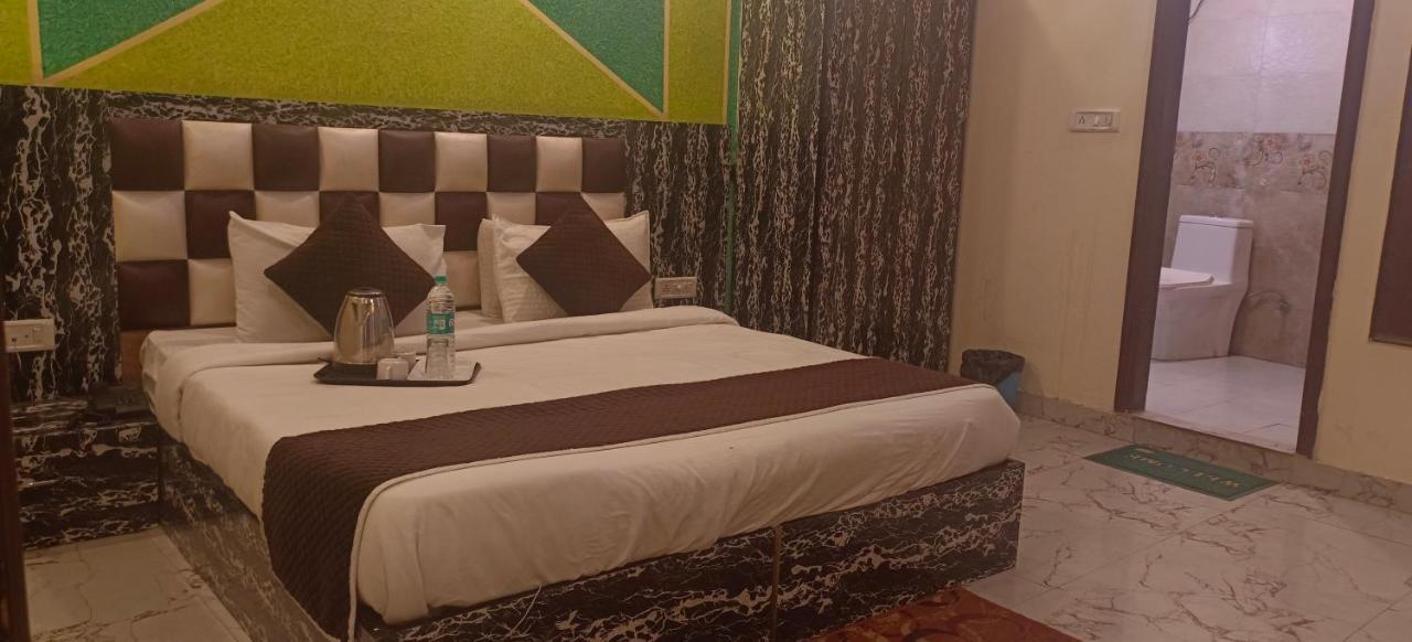 Airport Hotel Prince Palace By Byobhotels New Delhi Eksteriør billede